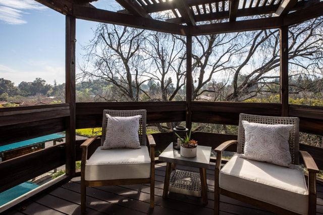 4127 Old Adobe Road, Palo Alto, CA 94306