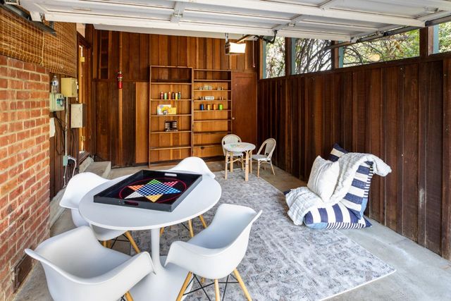 4127 Old Adobe Road, Palo Alto, CA 94306