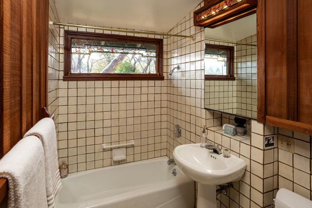 4127 Old Adobe Road, Palo Alto, CA 94306