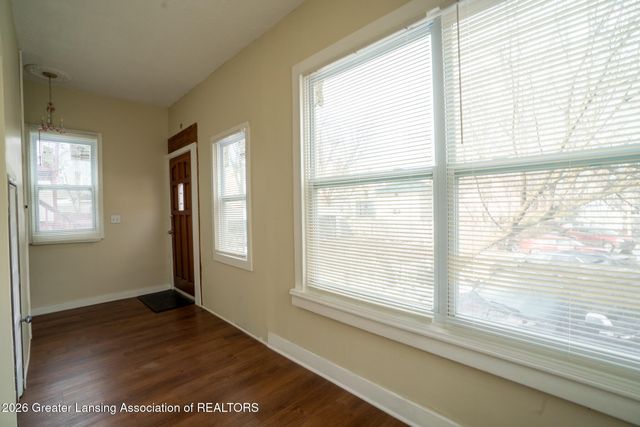 312 W Saginaw Street, Lansing, MI 48933