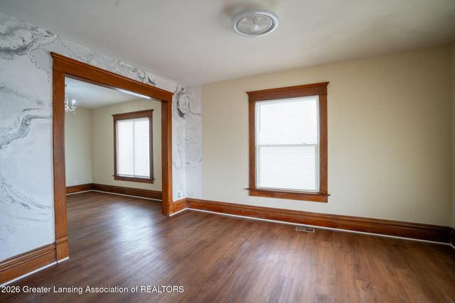 312 W Saginaw Street, Lansing, MI 48933