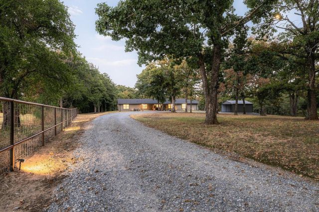 230 Frosty Hollow Road, Denison, TX 75021