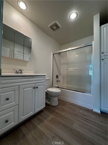 18795 Vanderlip Avenue, Santa Ana, CA 92705