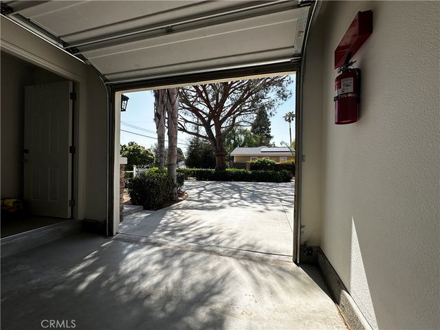 18795 Vanderlip Avenue, Santa Ana, CA 92705