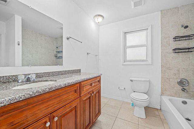 9227 Green Meadows Way, Palm Beach Gardens, FL 33418