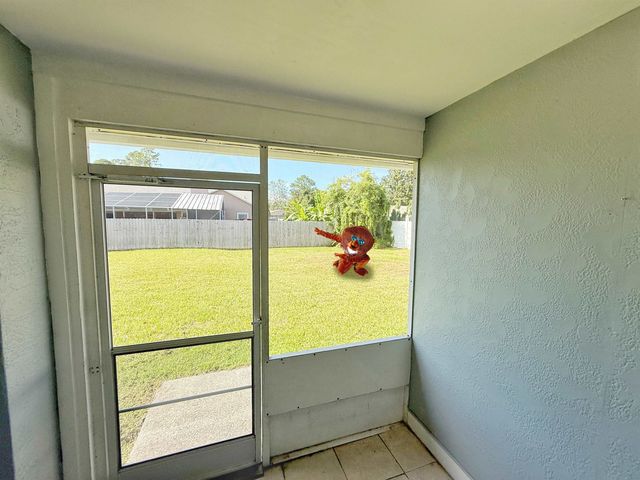 39 Fischer Ln, Palm Coast, FL 32137