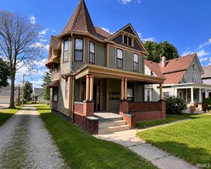 1011 Lake Avenue, Fort Wayne, IN 46805