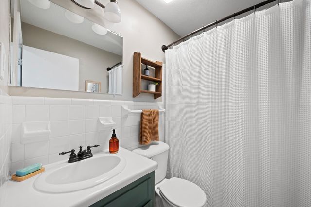 1672 Robin Pl, Clarksville, TN 37043