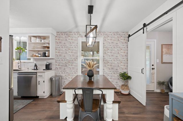 1672 Robin Pl, Clarksville, TN 37043