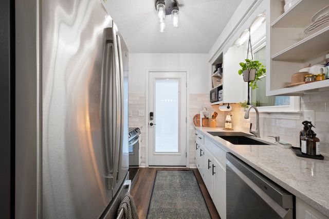 1672 Robin Pl, Clarksville, TN 37043