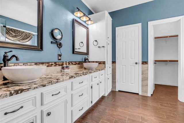 5010 Tarnbrook Drive, Houston, TX 77084