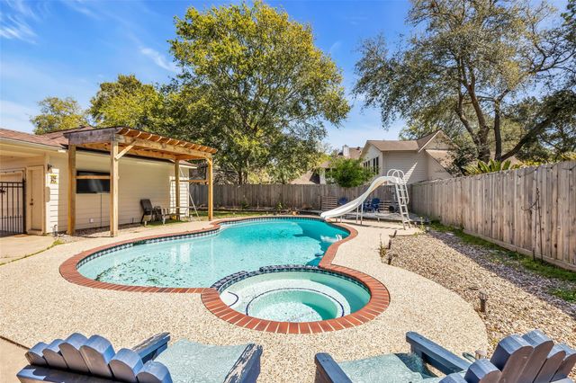 5010 Tarnbrook Drive, Houston, TX 77084