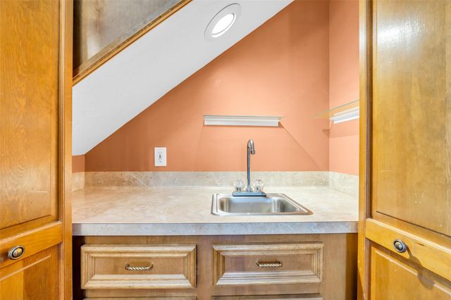 5010 Tarnbrook Drive, Houston, TX 77084