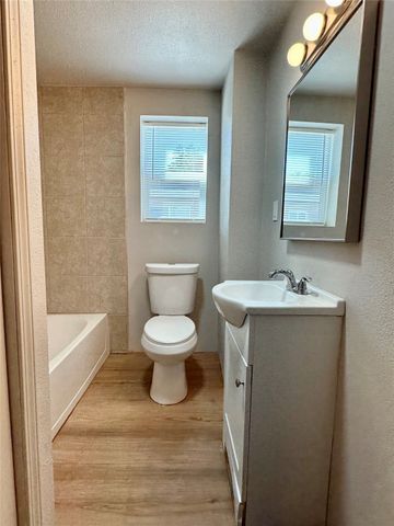 722 School Street B, Espanola, NM 87532