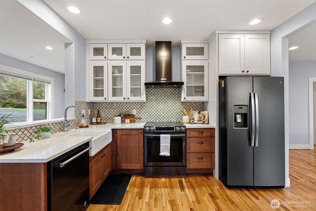 8400 SE Berry Street, Port Orchard, WA 98366