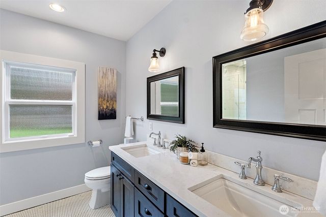 8400 SE Berry Street, Port Orchard, WA 98366