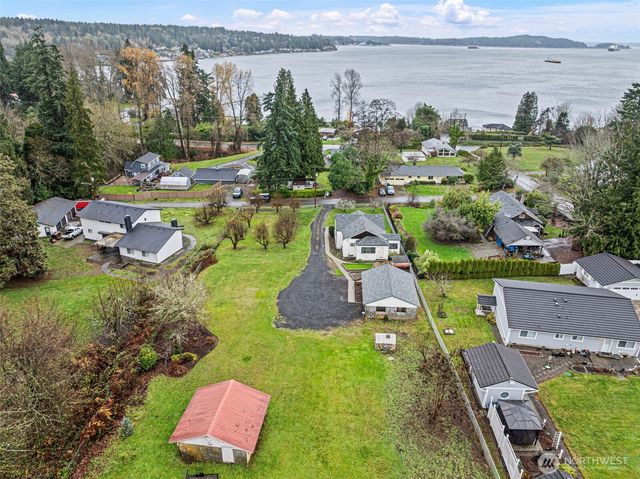 8400 SE Berry Street, Port Orchard, WA 98366