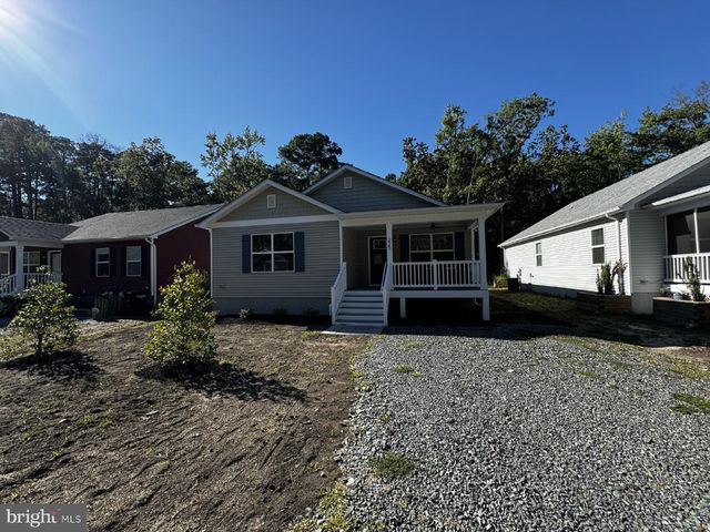 225 9TH ST, Colonial Beach, VA 22443