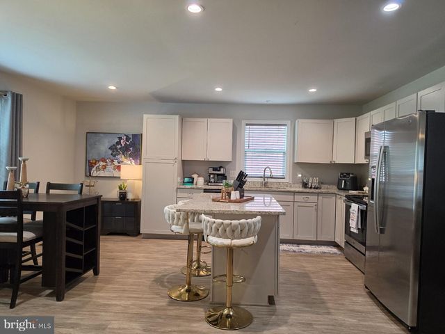 225 9TH ST, Colonial Beach, VA 22443