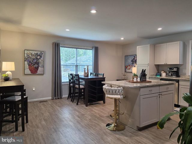 225 9TH ST, Colonial Beach, VA 22443