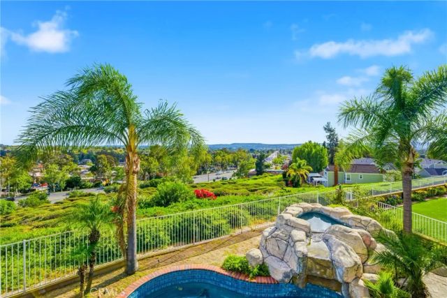 25856 Windsong, Lake Forest, CA 92630