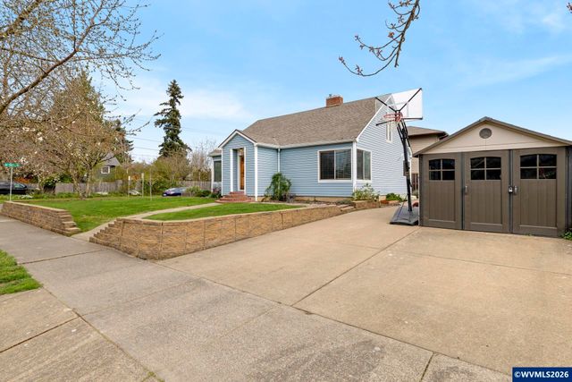 1336 NE Evans St, Mcminnville, OR 97128
