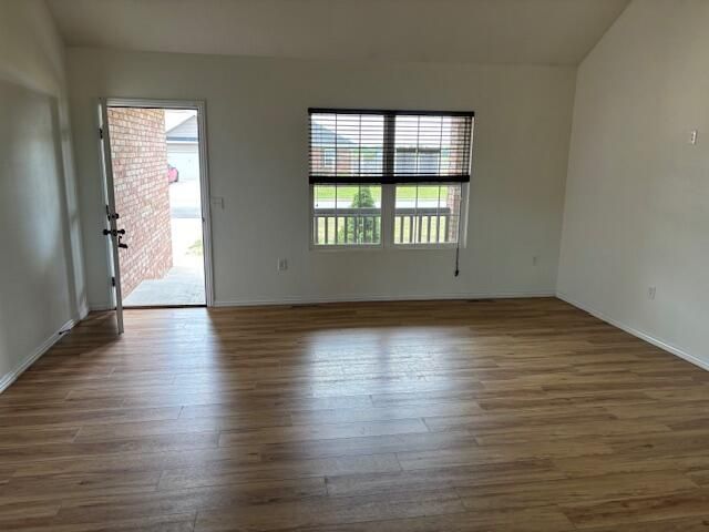 4706 S 125th Road, Bolivar, MO 65613