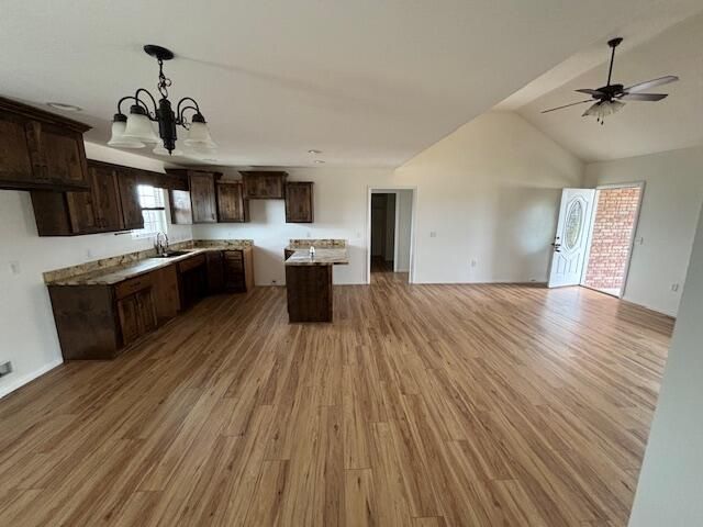 4706 S 125th Road, Bolivar, MO 65613