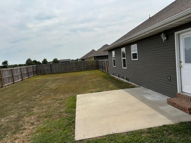 4706 S 125th Road, Bolivar, MO 65613