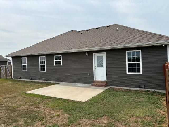 4706 S 125th Road, Bolivar, MO 65613