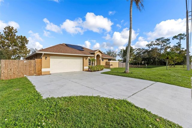 2141 SW BAYSHORE BOULEVARD, Port St Lucie, FL 34984