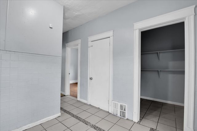 710 E 92nd Place, Chicago, IL 60619