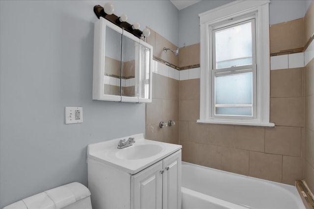 710 E 92nd Place, Chicago, IL 60619