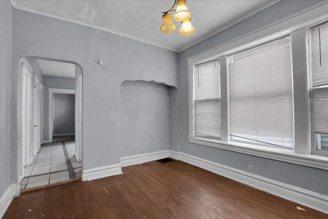 710 E 92nd Place, Chicago, IL 60619
