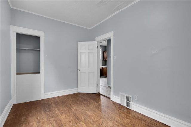 710 E 92nd Place, Chicago, IL 60619