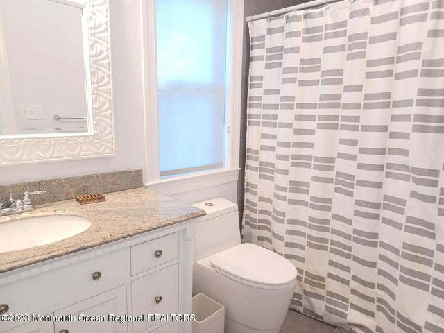 241 Woodcrest Road, Oakhurst, NJ 07755