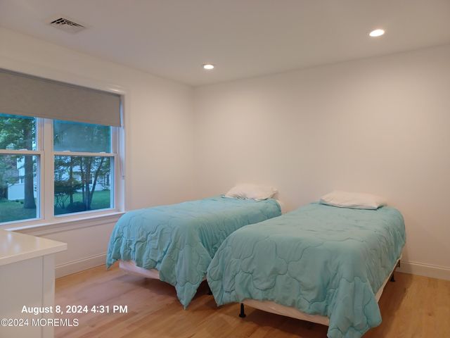 241 Woodcrest Road, Oakhurst, NJ 07755