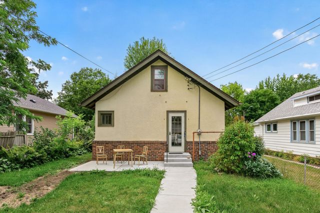 3734 Newton Avenue N, Minneapolis, MN 55412