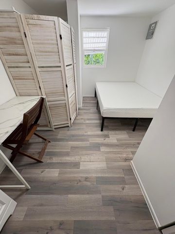 2886 Croton Lane, West Palm Beach, FL 33403