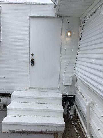 2886 Croton Lane, West Palm Beach, FL 33403