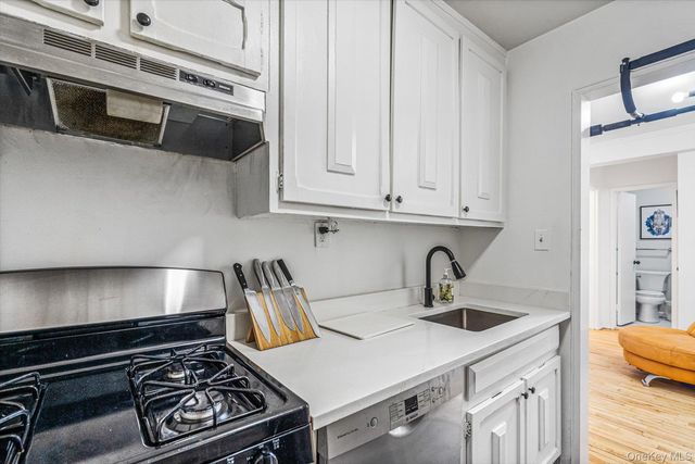 600 Shore Road 5B, Long Beach, NY 11561