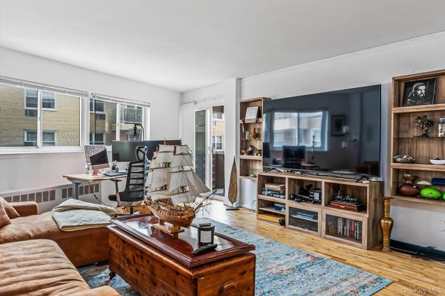 600 Shore Road 5B, Long Beach, NY 11561