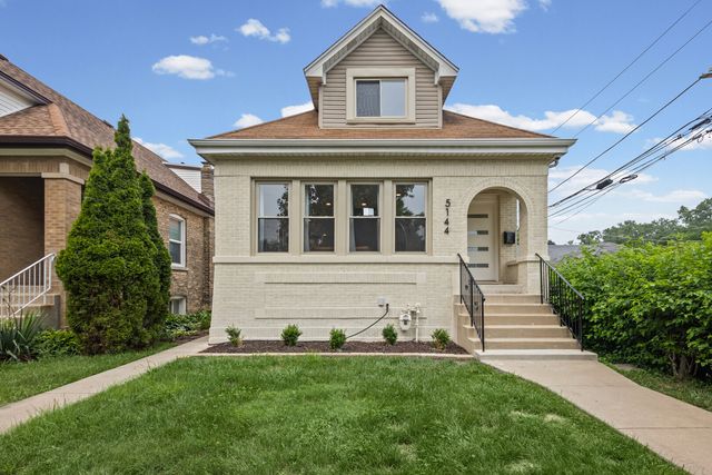 5144 N Kolmar Avenue, Chicago, IL 60630