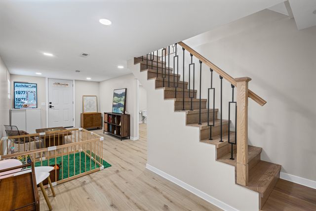 5144 N Kolmar Avenue, Chicago, IL 60630