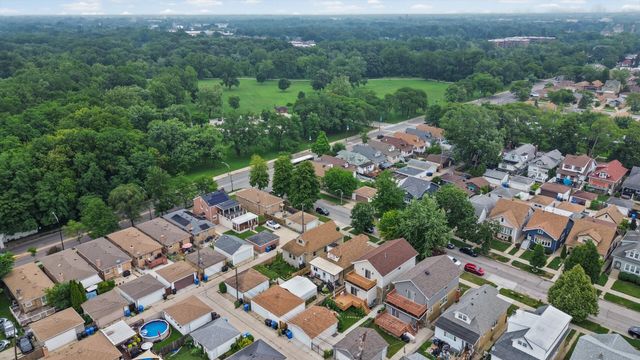 5144 N Kolmar Avenue, Chicago, IL 60630