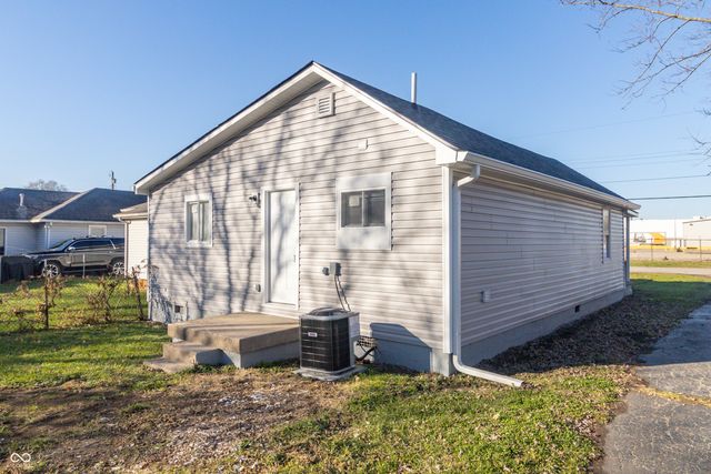 1929 N Avenue, New Castle, IN 47362