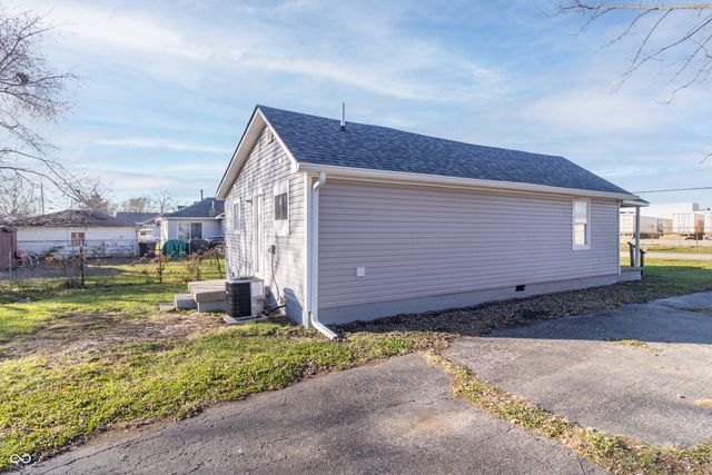 1929 N Avenue, New Castle, IN 47362