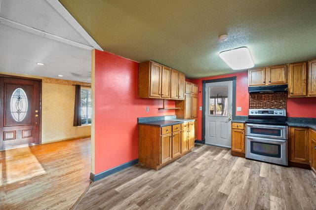 1716 E Boy Scout Road, Hixson, TN 37343