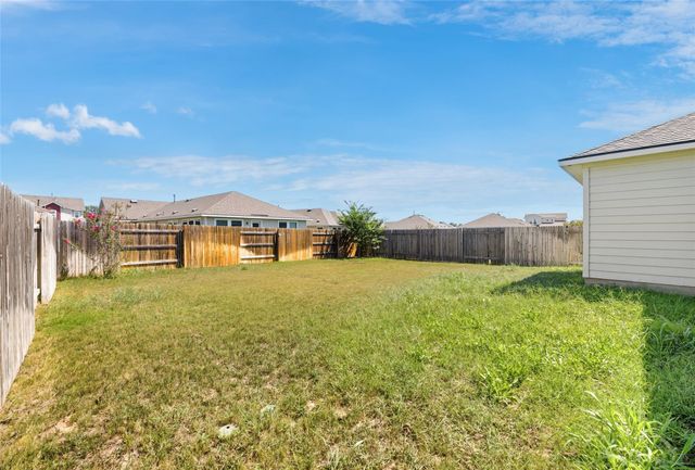 111 Cold Spring LOOP, Bastrop, TX 78602