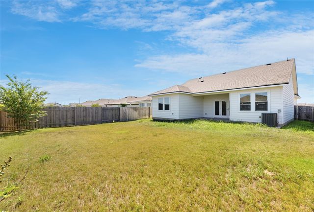 111 Cold Spring LOOP, Bastrop, TX 78602